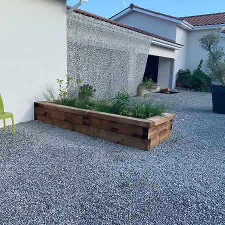 Le Clos Du Pontet 4*