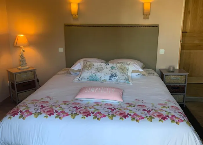 Le Clos Du Pontet 4*