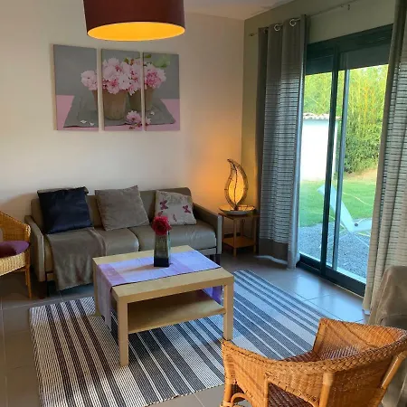 Le Clos Du Pontet Bed & Breakfast